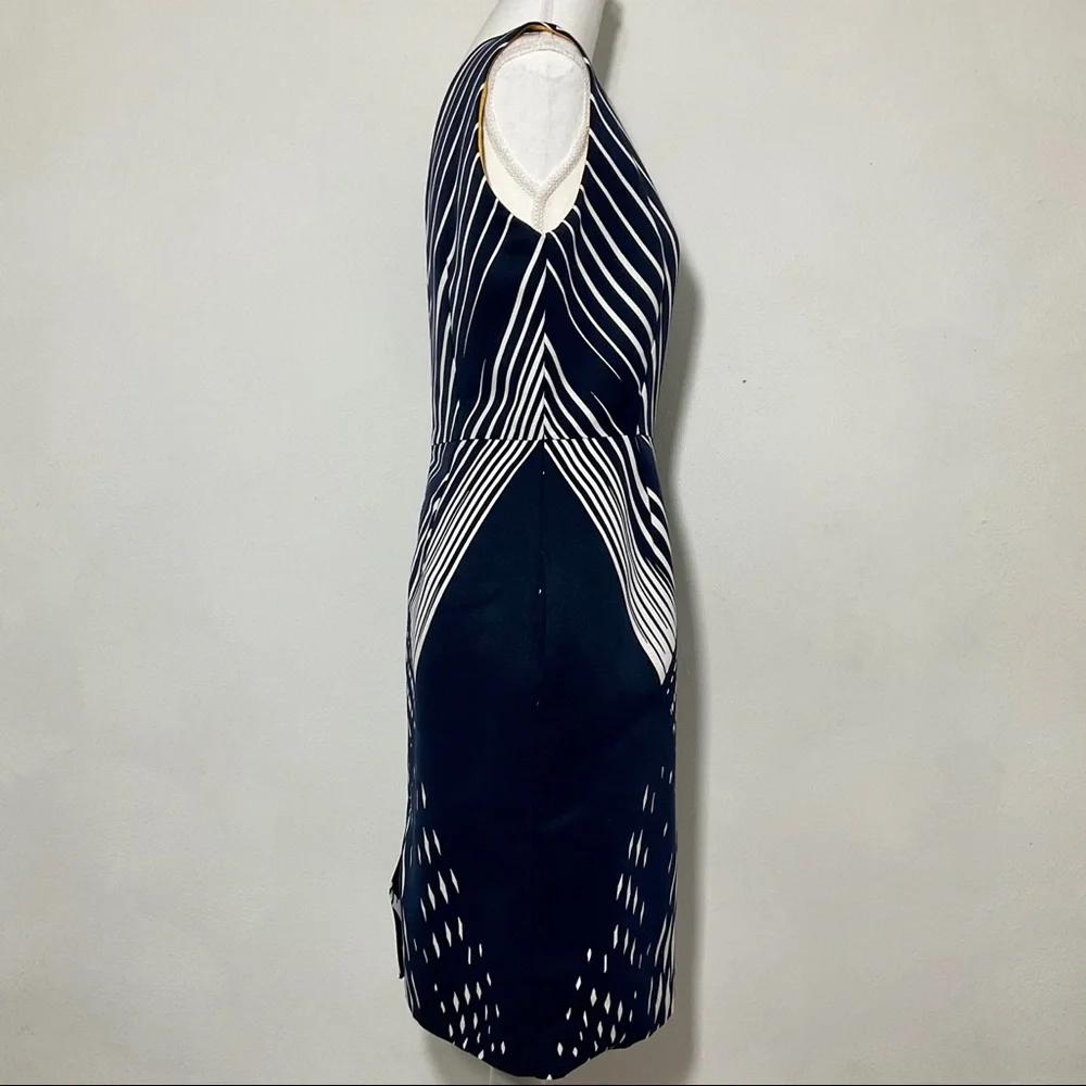 Chetta B Sunhee Navy Shift Nautical Career Satin Lined V-back Dress Size 4 - Picture 5 of 8